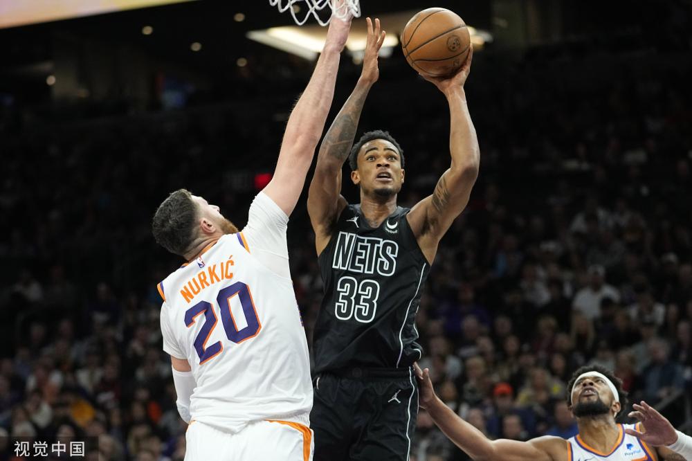 湖人在面对 湖人在面对