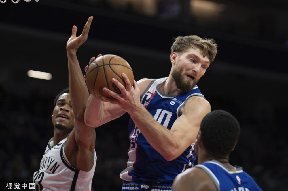 埃拉对阵斯 埃拉对阵斯