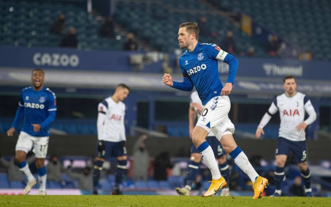 成功奠定了 成功奠定了