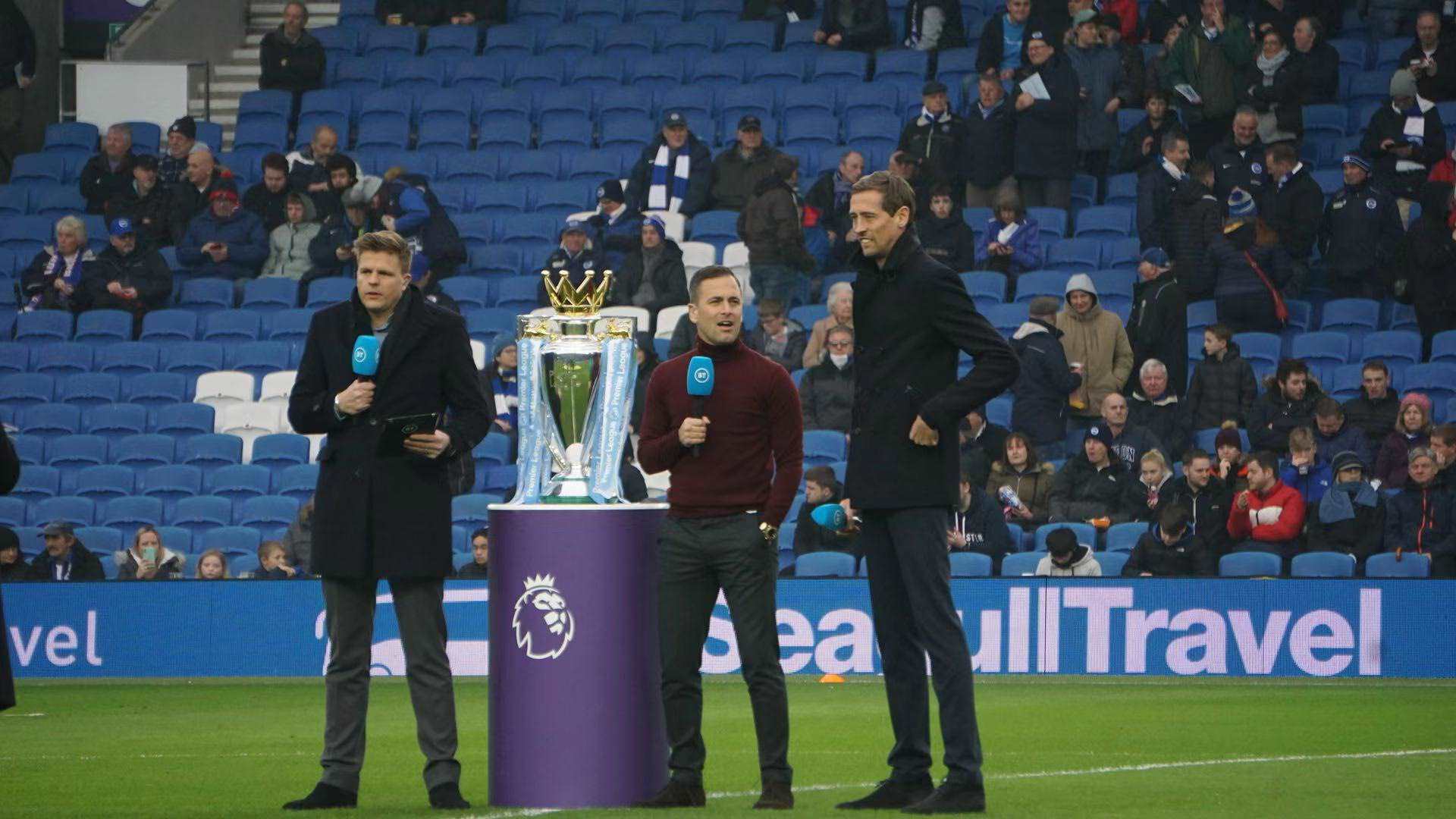 更是全球足 更是全球足